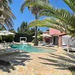 וילה Fantastic Pool 900m To The Beach; With Extravagant Big Garden *