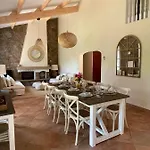 Fantastic Pool 900m To The Beach; With Extravagant Big Garden