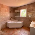Fantastic Pool 900m To The Beach; With Extravagant Big Garden Vila *