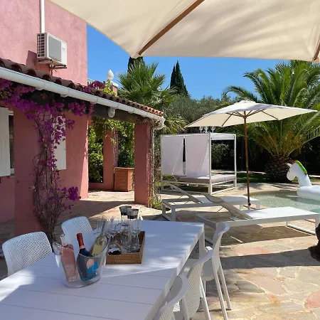 Fantastic Pool 900m To The Beach; With Extravagant Big Garden Vila *