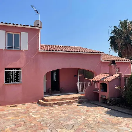 Fantastic Pool 900m To The Beach; With Extravagant Big Garden Vila *